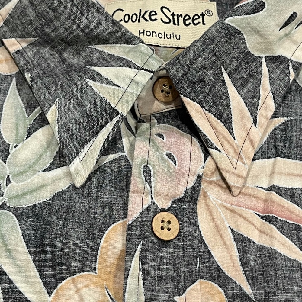 Cooke Street Authentic Hawaiian Shirt Size Large - Picture 4 of 8